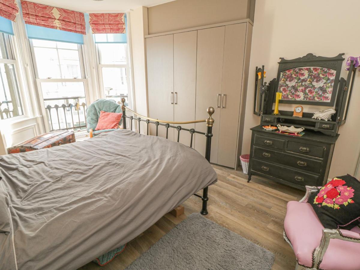 Apartment 4 Γουίτμπι Εξωτερικό φωτογραφία