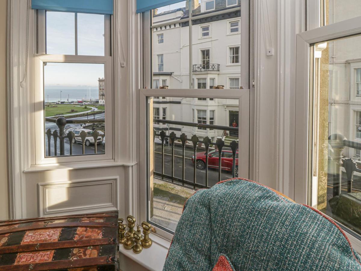 Apartment 4 Γουίτμπι Εξωτερικό φωτογραφία